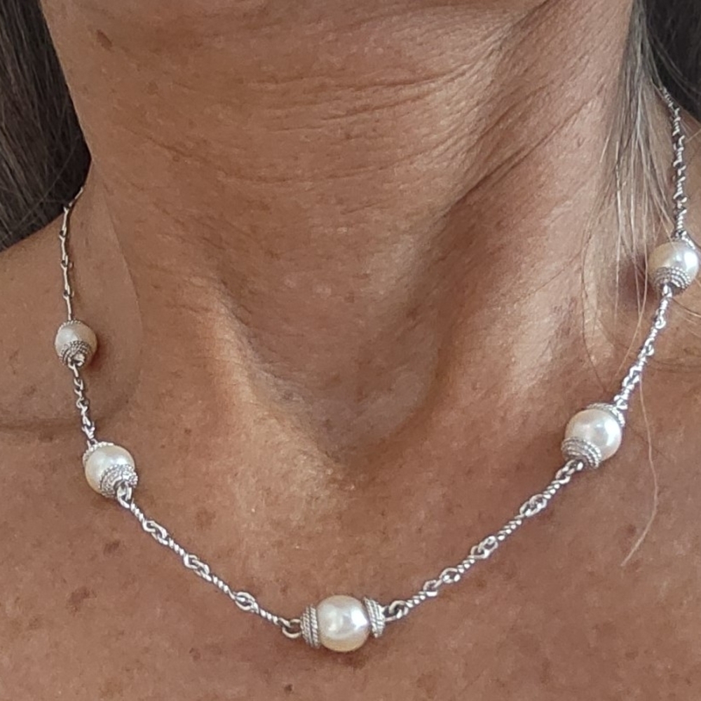18kt. White Gold With Culured Pearl Station Necklace
